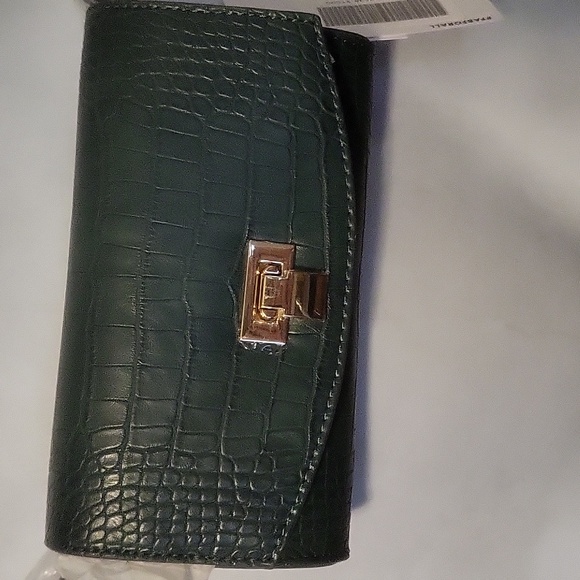 NWT JustFab Green Croc Belt Bag - Picture 5 of 9